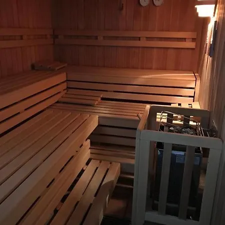 Mellow Mountain Hostel *