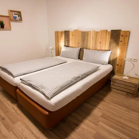 Hostel Mellow Mountain *