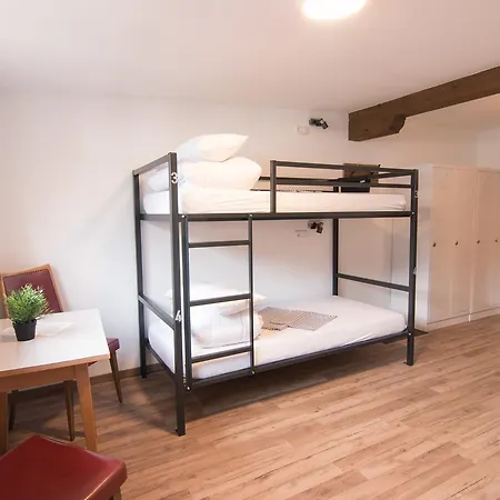 Hostel Mellow Mountain