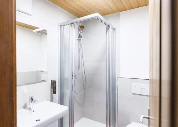 Mellow Mountain Hostel *