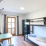 Mellow Mountain Hostal