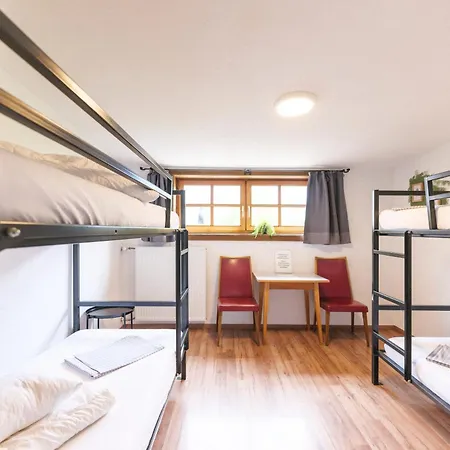 Mellow Mountain Hostel *