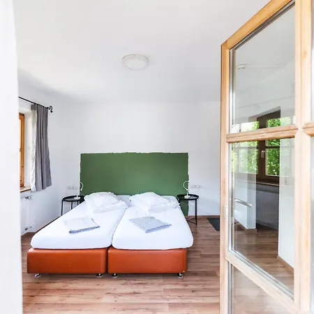 Mellow Mountain Hostel *
